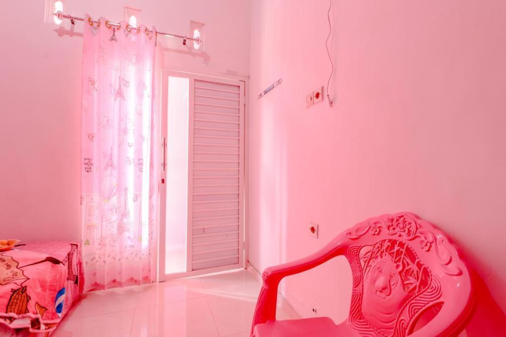 Pinky Guest House Batu Batu  Luaran gambar